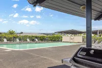 Amazing Ocean & Park Views -  Pool & AC - ที่มีสระว่ายน้ำ