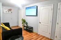 Lovely Loft Near NYC, EWR &American Dream Mall - Condos