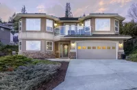 Wine Trail Full Suite with Private Entrance, Patio and Views! - Wifi