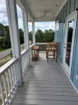 Close to beach,town and boat launch