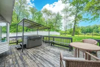 Private Waterfront Home Nestled In A Quiet Section Of Lake Hopatcong