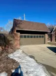 Modern Tree-Street Retreat/Walkable Location
