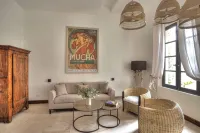 South-facing suite with terrace in town center