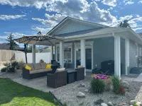 Wine Country Home w/ Hot Tub & Views | Vino Villa