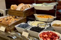 The Westin Southfield Detroit - breakfast