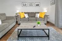 Spacious Extended Stay - Pool & Gym