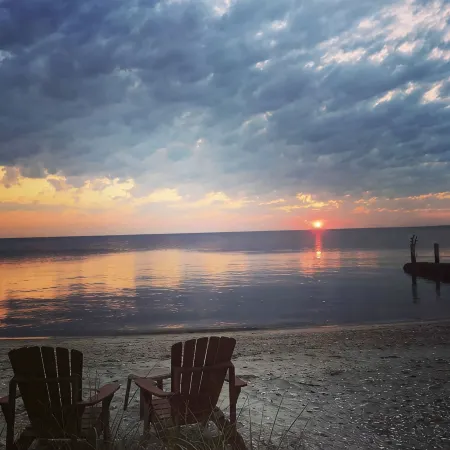 Cottage on the Bay