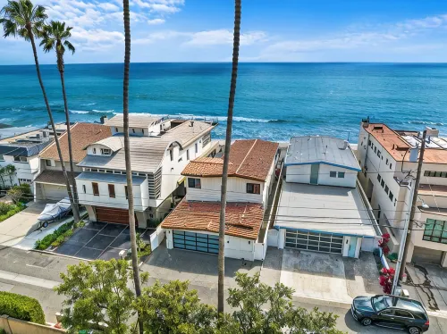 Spacious 5-Bedroom Beachfront Home on Beach Road!  STR24-0030