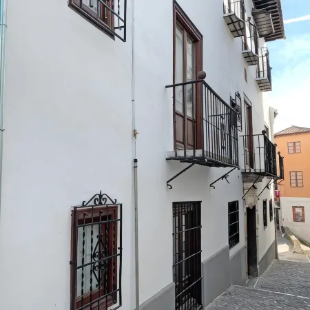 Apartamentos Boutique Granada 3000