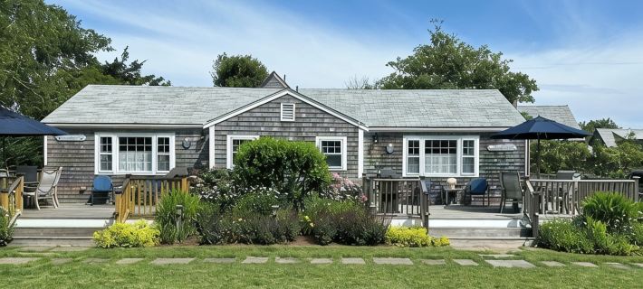Walk to Town! Bike or Bus to Beach! Charming Cottage on Quiet, Private Lane Hotels in Nantucket