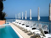 Hotel la Calanque - สระว่ายน้ำแบบอินฟินิตี้