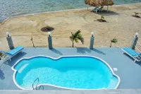 Seafront, 3 bedroom private villa, 6 guests, family vacation, activities nearby - Villas