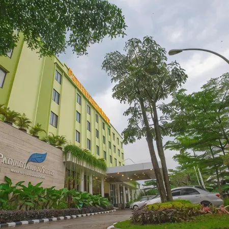 Padjadjaran Suites Resort and Convention Hotel