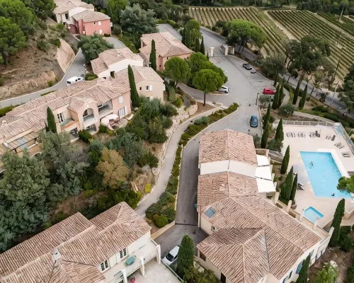 Garden & City les Bastides de Grimaud Hotels in Grimaud