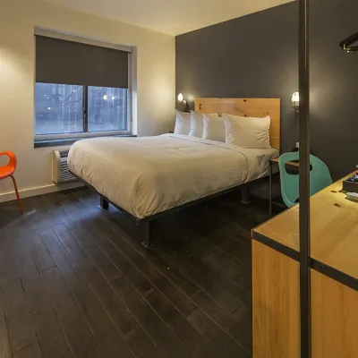 BKLYN HOUSE โรงแรมใกล้บาร์เคลย์ เซนเตอร์
