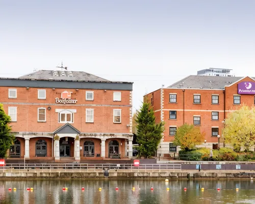 Manchester Salford Quays Hotels in Trafford