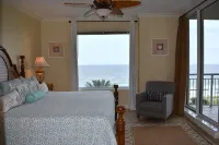 Special4/25-5/9 Indigo 504E Beach Front!Bonus Den,Best View&Amenities Huge Pool!