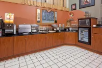 AmericInn by Wyndham Albert Lea - breakfast