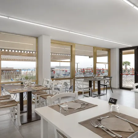Hotel Cola Frontemare