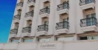 Ileri Hotel & Apartments - Dağ Manzaralı