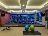 DoubleTree by Hilton Kusadasi - Gym