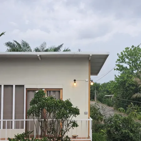 88 Fine Hotel @ Suratthani Airport