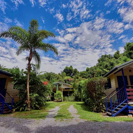 Thornton Beach Bungalows Daintree