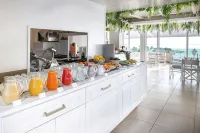Bianco Riccio Suite Hotel - Morgenmad