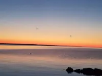 Bayview Lakefront Inn