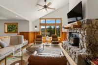 Freshly remodeled 3 bedroom condo with private hot tub!! - 4つ星