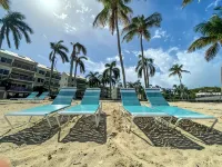 Oceanview Luxury Condo – Beach, Pool, Gym & Yacht Club Hotels in Nazareth