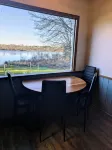 Tranquil Waters retreat with Lake Access and all the amenities to feel at home . - 3-Star