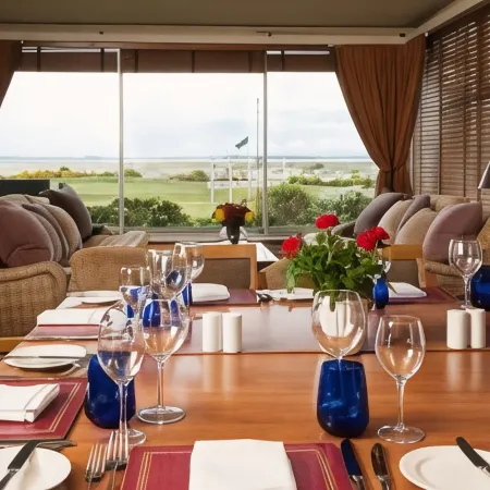Royal Golf Hotel