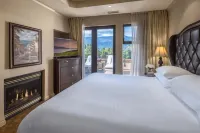 The Royal Kelowna - Bellstar Hotels & Resorts - Balcony