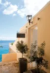 Hotel Ploes - Airport Shuttle