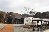 Geumsan Bay Akri Arboretum Auto Camping Site - Homestays