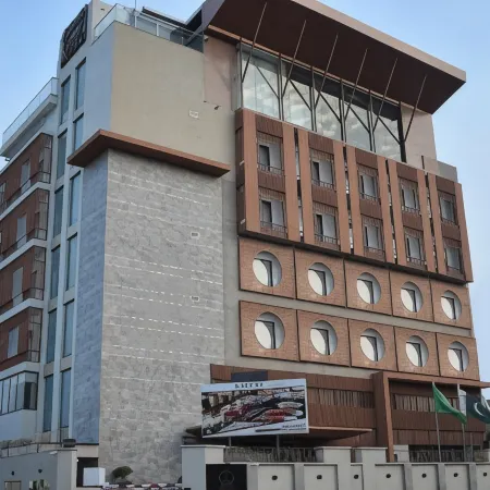 Best Western Plus Grand Hotel Multan