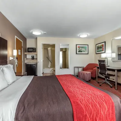 Comfort Inn Los Angeles near Hollywood Hotels near Silverlake Flea