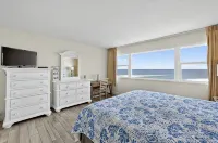 Oceanfront 2Br Condo w/ Private Balcony at Paradise Beach Club, Unit 341 - Wi-Fi