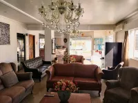 Colle Tourist Hotel Luxo