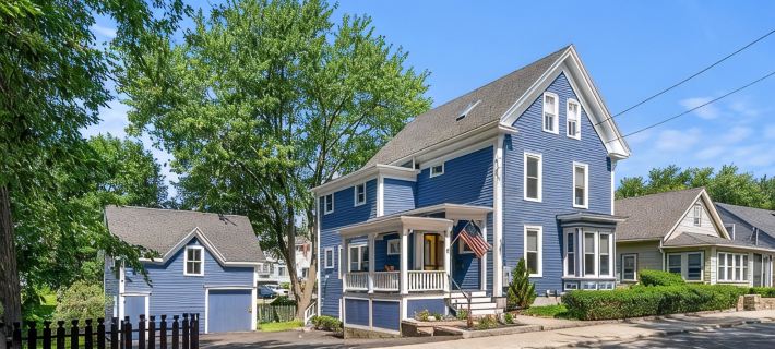 Newly Renovated Luxury 5Br Home + Office, Walk to Beach & Town Hotéis em Gloucester