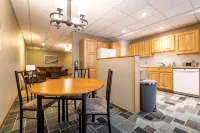 Historic Downtown Top Floor 2BR Apartment - 3つ星
