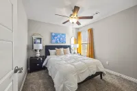 Canal - Modern Home - Wifi