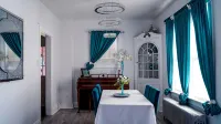 Don't miss this Cute, Quaint Brick Cottage which is is located in York, PA. - 3-Star