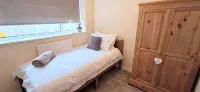 Willow Cottage 4 bedroomCosy stopover, dogs welcome - Homestays