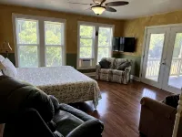 Riverview Orchard 2: Master Suite Studio Style - 3 estrellas