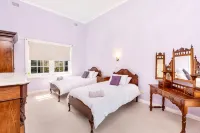 Normanville - Historic home newly updated - Homestays