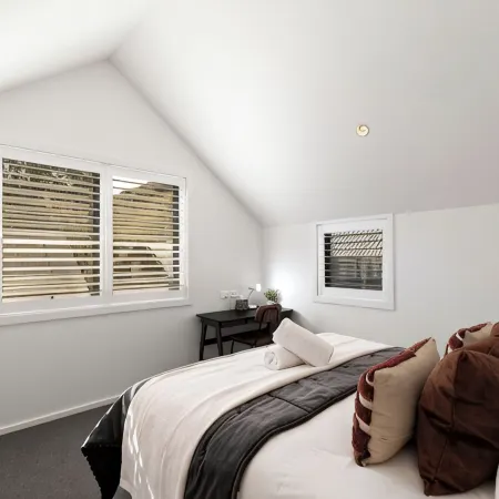 Shamrock Close - close to central Arrowtown