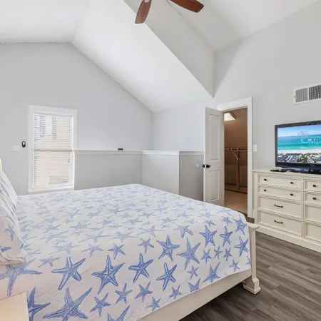 Private Resort Villa•Beach Service Included•Golf Cart• Boat and Trailer Friendly