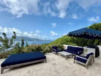 Eco-Luxury Paradise with Amazing Views & Pool - Homestays